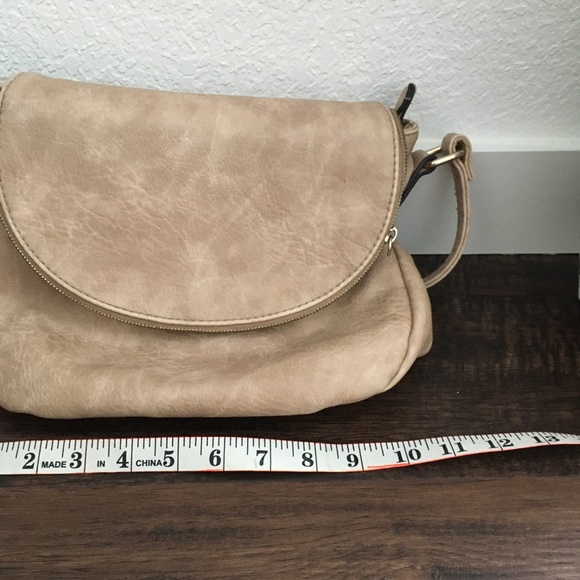 Handbag - Picture 8 of 12